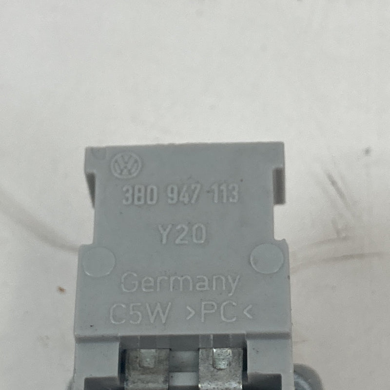 2001-2005 Volkswagen VW Passat Interior Light Pair OEM #5503M