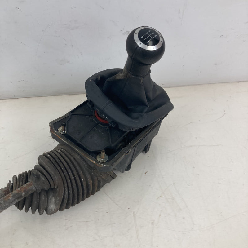 2001-2005 VW Volkswagen Passat Manual Shifter Assembly 8D0 711 025 OEM #5573M