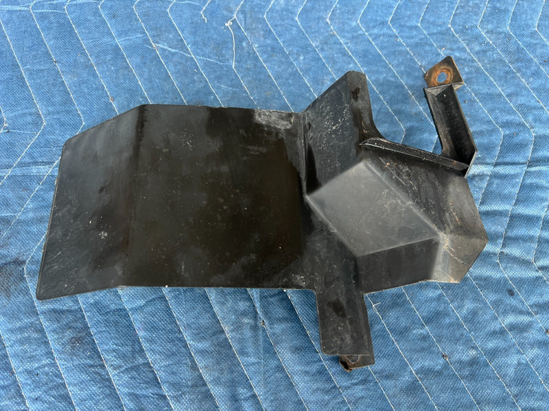 1989-1995 Volvo 740 940 Sedan LH & RH Air Deflector Guide Cover Pair OEM #3713EM