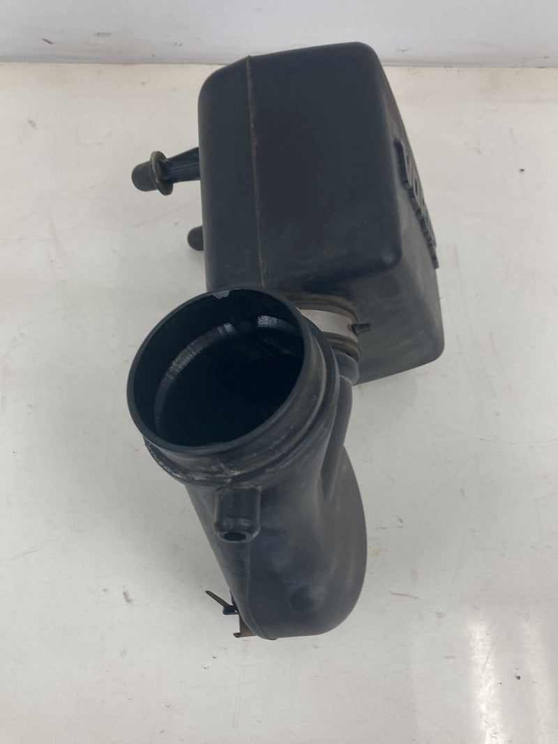 1995-1998 Chevrolet Silverado 2500 GMT400 Vortec Air Intake OEM