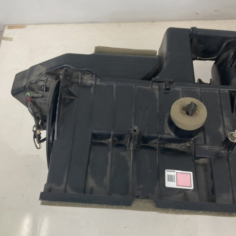 2007-2014 Chevrolet Silverado GMT900 HVAC Box Heater Core 25877793 OEM #5333M