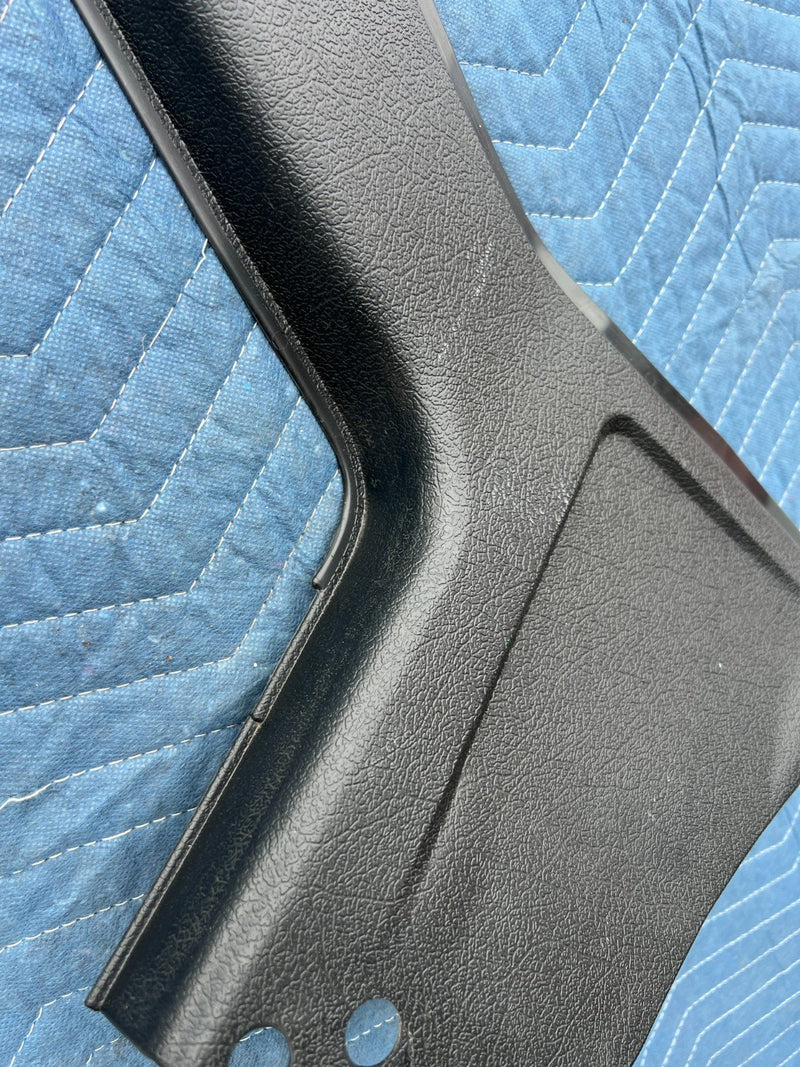 1986-1993 Volvo 240 244 245 LH & RH C Pillar Trim Black Pair 1350313 OEM #4070EM