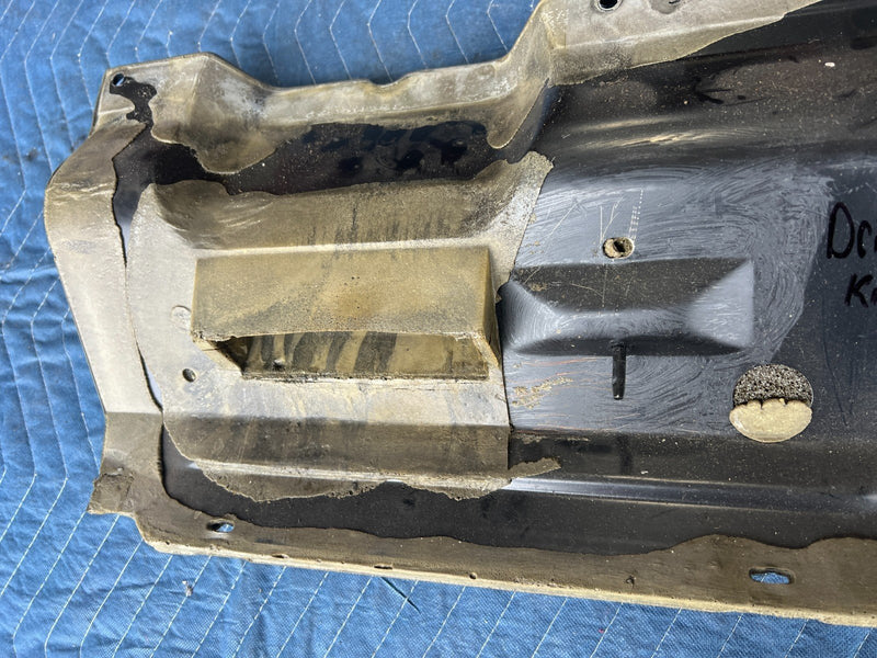 1989-1995 Volvo 740 940 Sedan Dash Driver Left Knee Bolster Trim Gray OE #3685EM