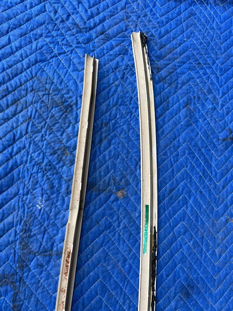 1989-1995 Volvo 740 940 Front Rear Windshield Window to Headliner Trim OE#3819EM