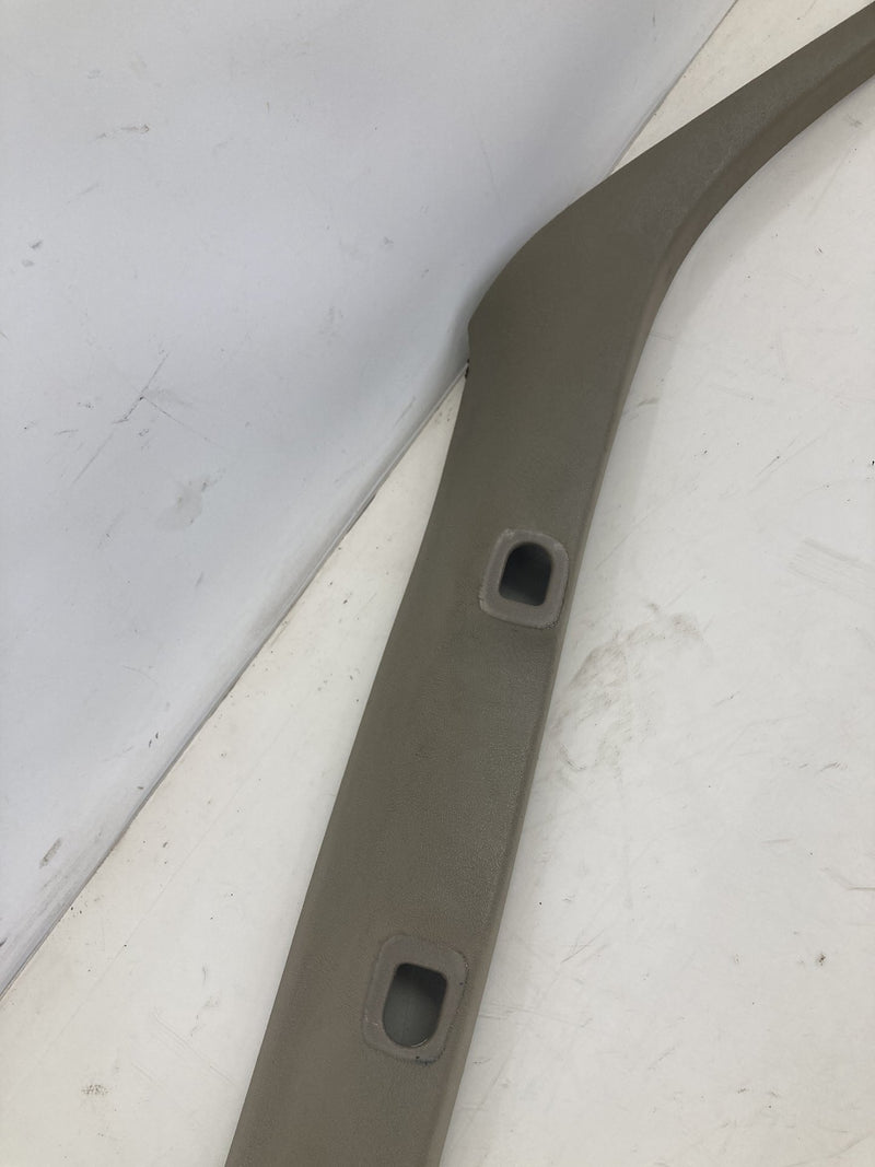 1995-1998 Chevrolet Silverado 2500 GMT400 A Pillar Trim 15707257 15952949 OEM