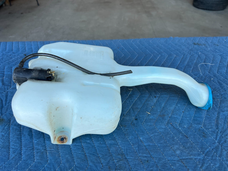 1998-2002 Honda Accord Windshield Washer Fluid Jug 060351-989 OEM #2022CN