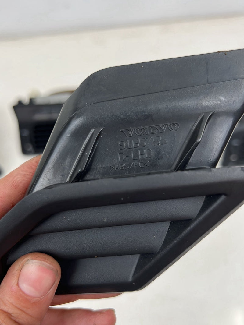 2004-2007 Volvo S60R V70R Dash HVAC AC Air Heat Vent Duct Set OEM #5773EM
