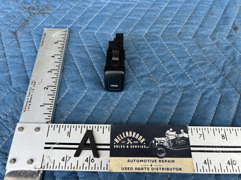 1998-2002 Honda Accord M15784 Dash Cruise Control Switch Button #1949CN