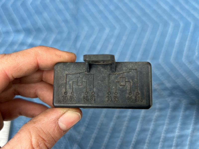 1983-1985 Porsche 944 Fog Lamp Light Relay Switch 94461522300 OEM #2530EM