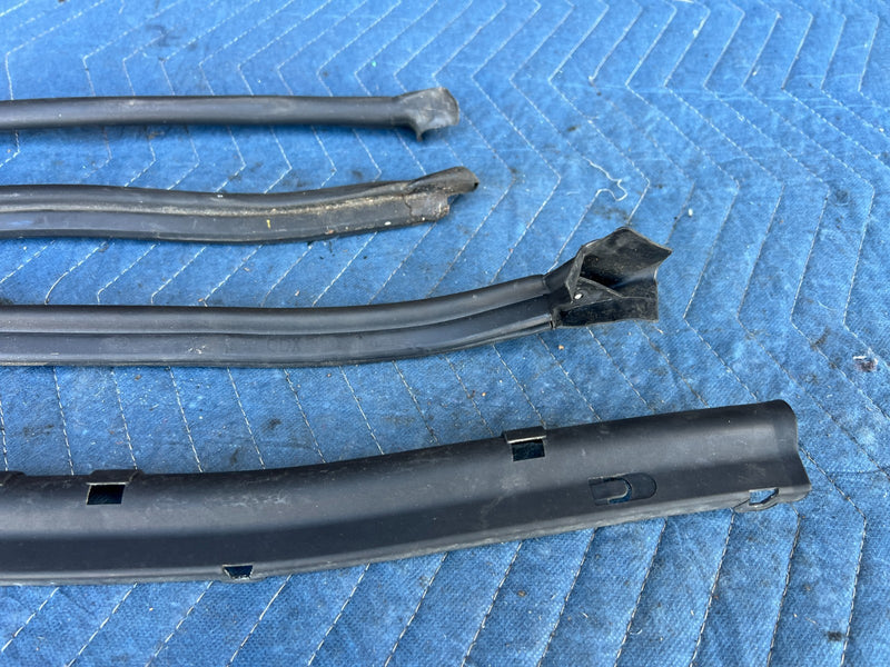 2000-2005 BMW 330xi 325xi E46 Upper Engine Cable Guide Cowl Seal Set OEM #4785EM