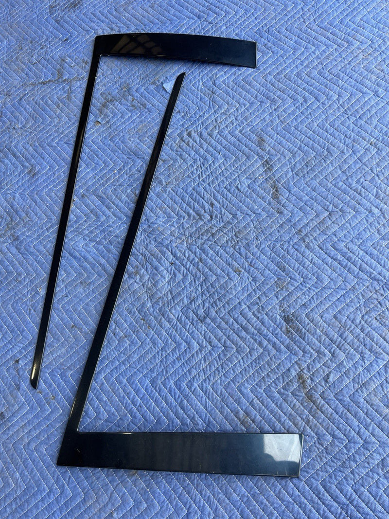 1993-1997 Volvo 850 850R Wagon Rear Side Window Trim Pair Blue L & R OEM #4416E