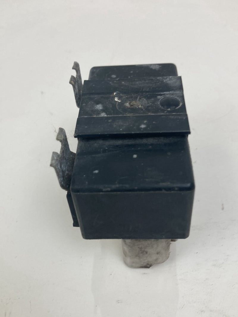 1992 Volvo 940 944 - Cooling Fan Relay PN: 3523872