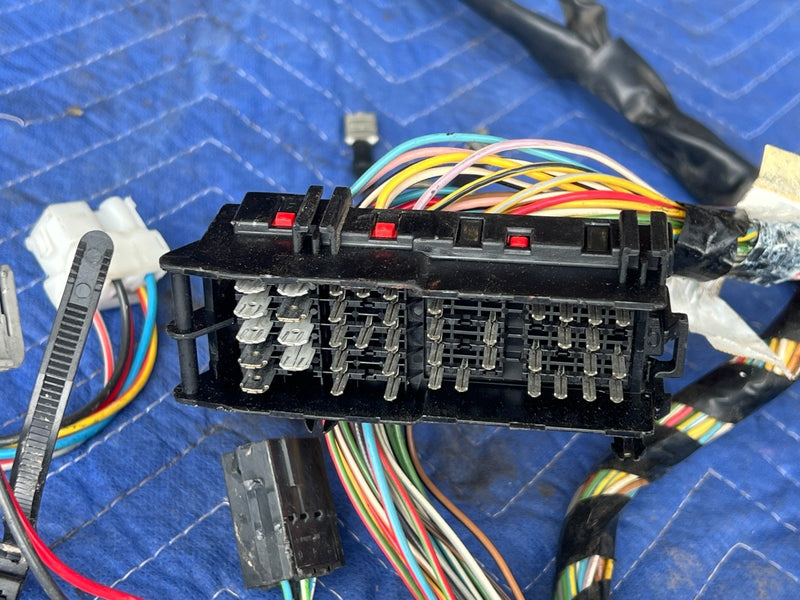 1989-1995 Volvo 740 940 Sedan Passenger Right Engine Wiring Harness OEM #3641EM