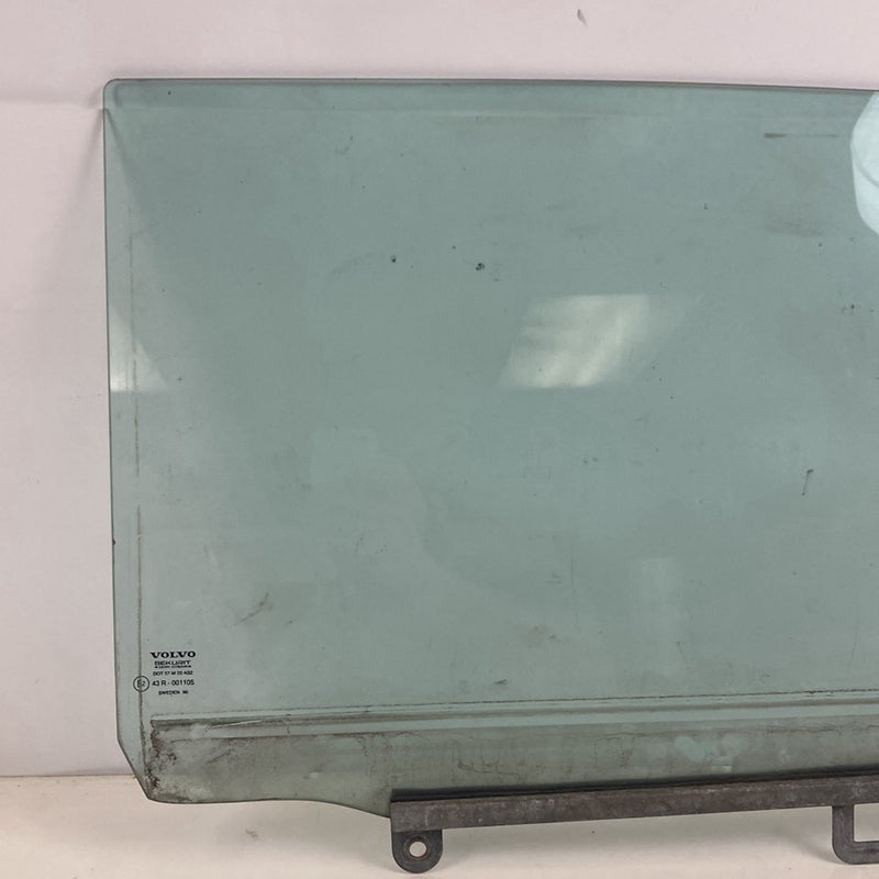 1986-1993 Volvo 240 244 Window Glass Driver Rear 43R-001105 90 OEM #4881M