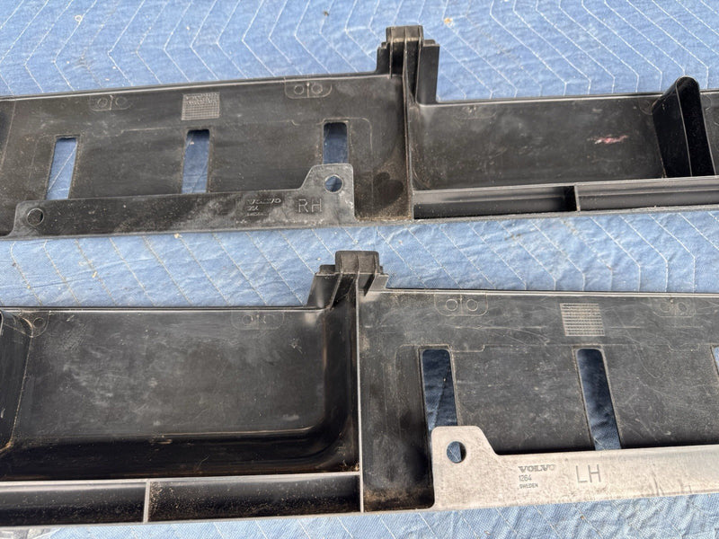 1986-1993 Volvo 240 244 245 Front Door Map Pocket Trim Pair Black OEM #4920E