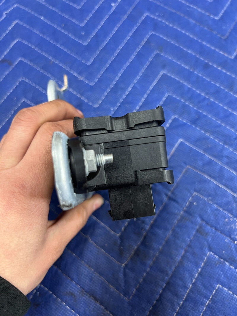2005-2007 Volvo S60R V70R YAW Sensor Control Module Unit 30773379 OEM #1042EM