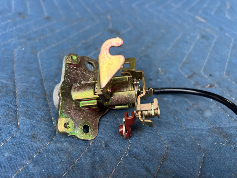 2002-2006 Toyota Camry Rear Trunk Deck Lid Lock Actuator Latch OEM #5003EM