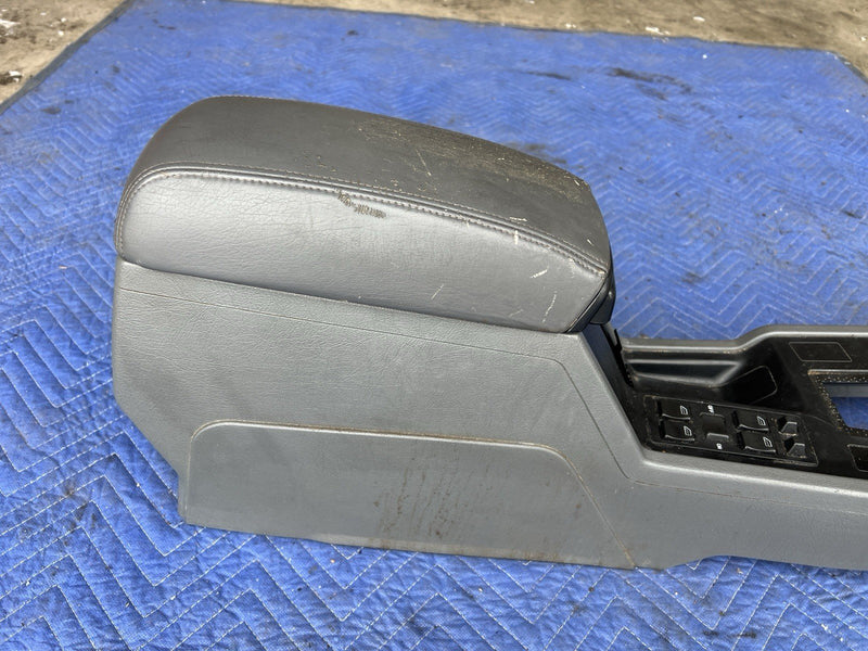 1993-1997 Volvo 850 850R Charcoal Center Console Assembly & Armrest OEM #4417E