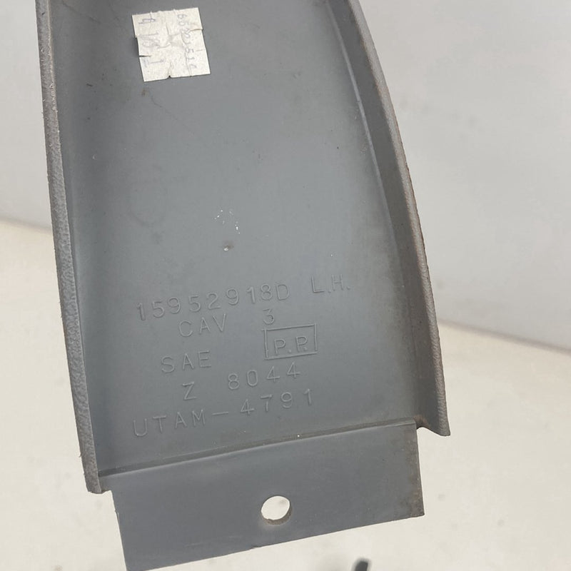 1996 Chevrolet Silverado GMT800 - Kick Panel PN: 15952918 15952919