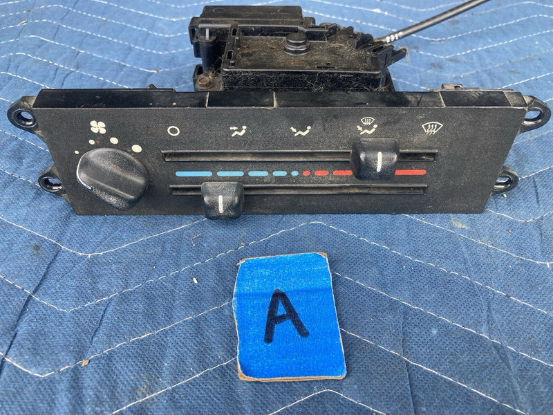 1997-2002 Jeep Wrangler TJ Climate Control Switch Assembly OEM #3223M