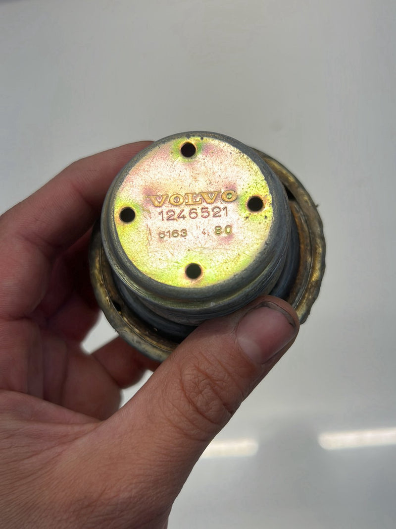 1975-1980 Volvo 244 240 Fuel Tank Cap Diesel 1246521 OEM #5255EM