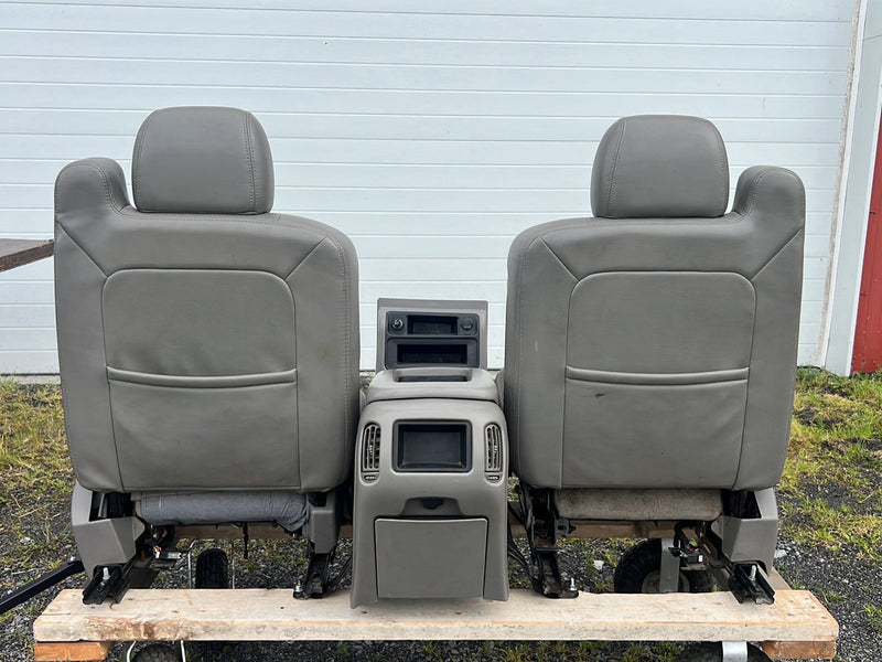 Chevrolet Silverado - Seat Front Pair