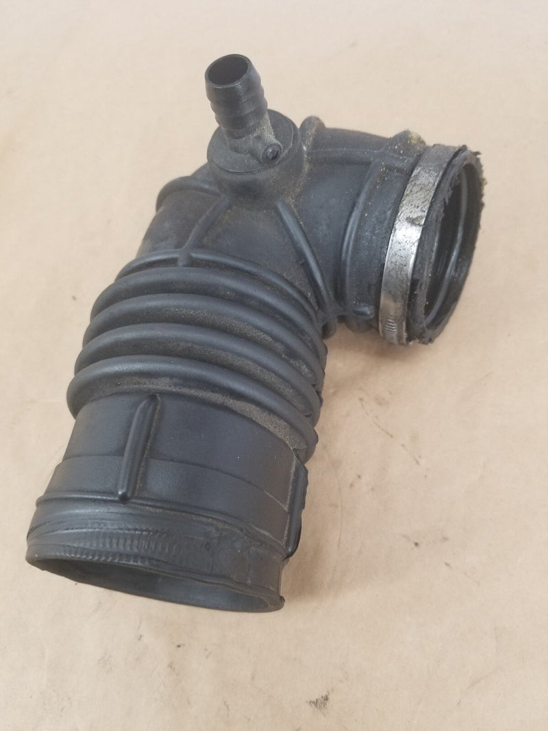 1984-93 BMW E30 318i 325i Air Intake Filter Tube Duct Hose 1278947 OEM #CN570