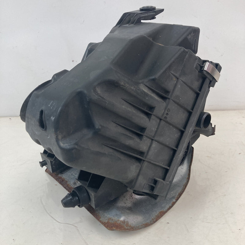 2001-2005 Volkswagen Passat Air Cleaner Box MAF OEM #5542M