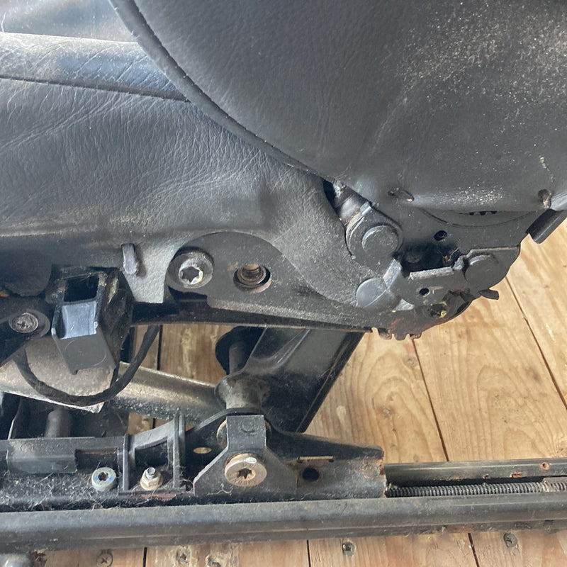 2003-2007 BMW 545i E60 Seat Front Left Driver Black Leather OEM #4980M