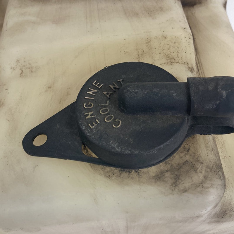 1995-1998 Chevrolet Silverado 2500 GMT400 Coolant Overflow Reservoir Tank OEM