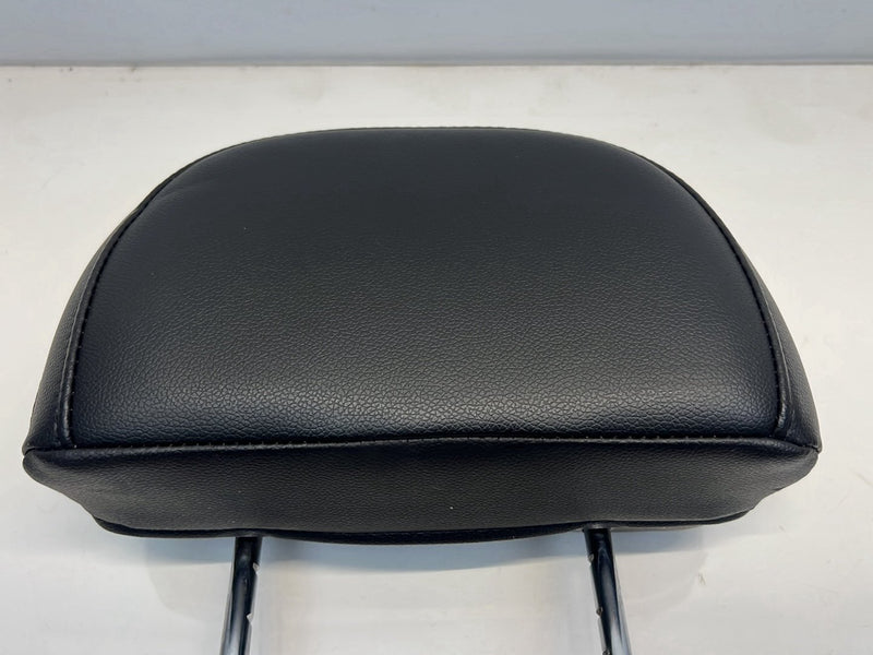 2012 Chevrolet Captiva Sport - Headrest