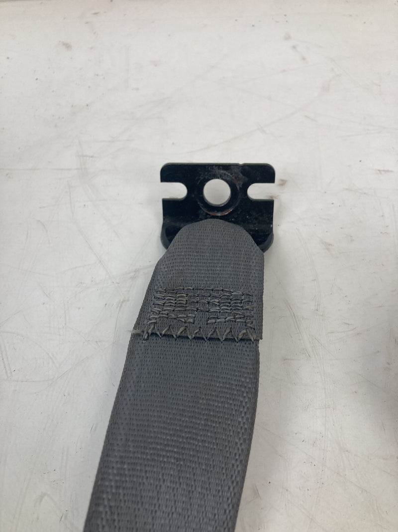 2014-2018 Chevrolet Silverado GMT900 Seat Belt Rear Right 19301676 OEM #5616M