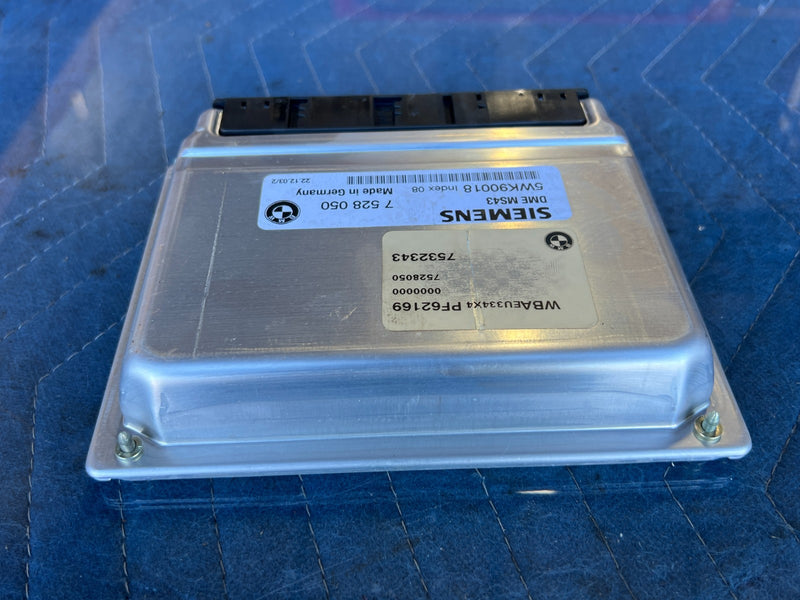 2002-2005 BMW 330xi 325xi E46 Engine Control Unit Module ECU 7528050 OEM #4757EM