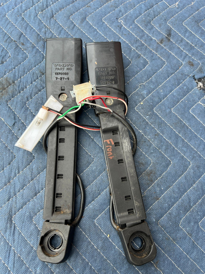 1986-1993 Volvo 240 244 245 Front RH & LH Seat Belt Buckle Receiver OEM #4046EM