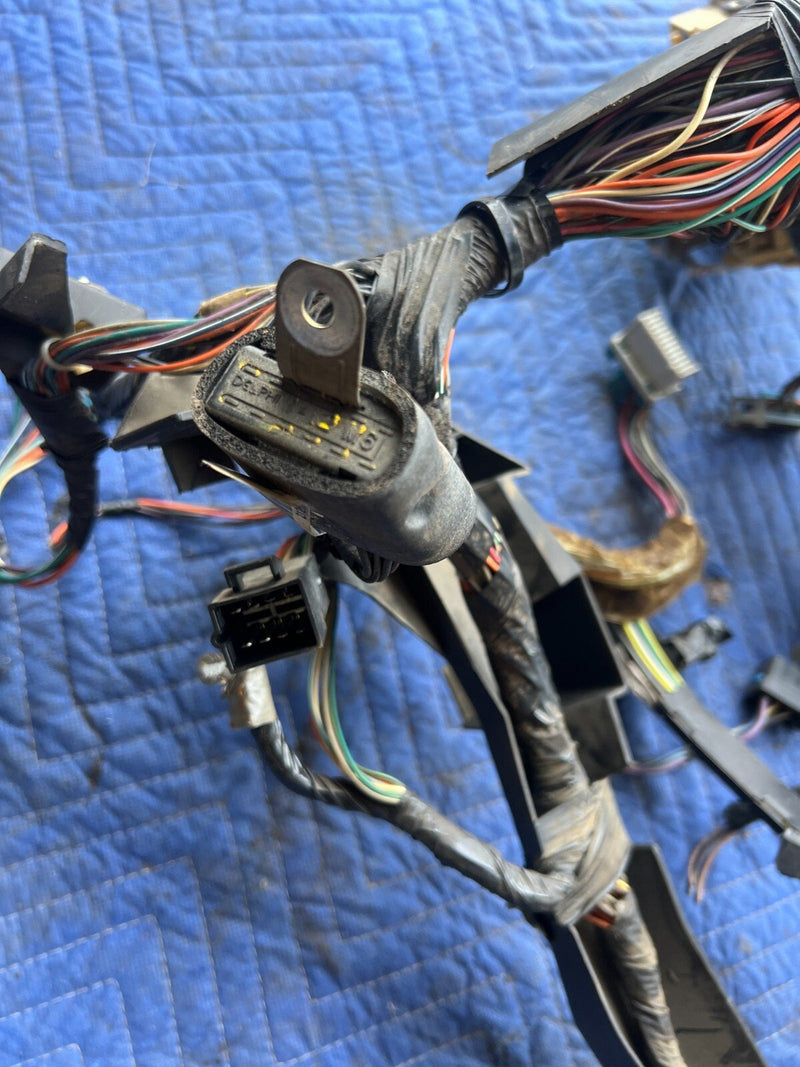 1999-2002 Chevy Silverado GM Fuse Box to Dashboard Wiring Harness OEM #1850CN