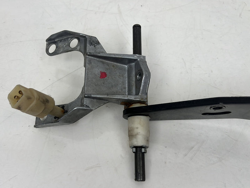 1996-2003 Audi S8 D2 A8 Brake Pedal Lever Assembly 4D1721111 OEM #6452EM