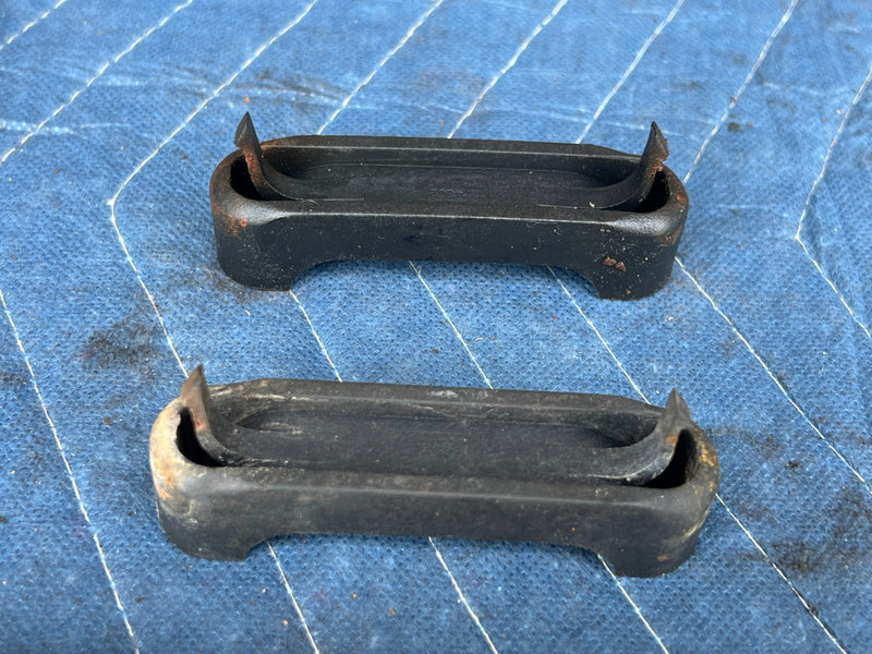 1989-1995 Volvo 740 940 Sedan Front Lower Radiator Support Mount Pair OE #3799EM