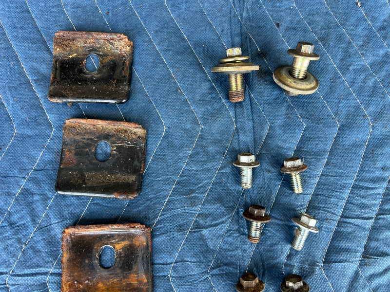 1986-1995 Mercedes 300D W124 Front Seat Mounting Bolt Hardware OEM #2677EM