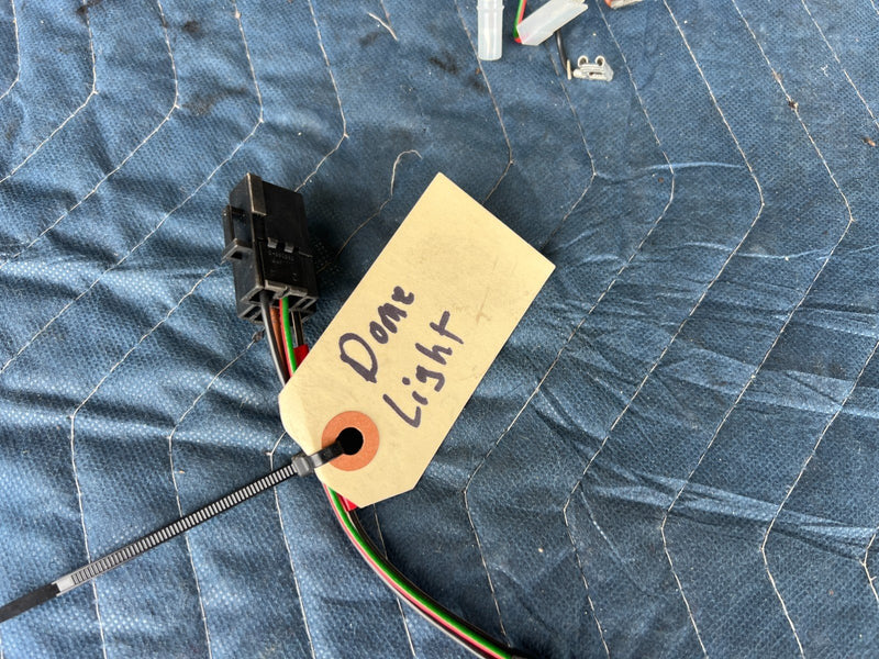 1989-1995 Volvo 740 940 Sedan Dome Light Wiring Harness 3523189 OEM #3684EM