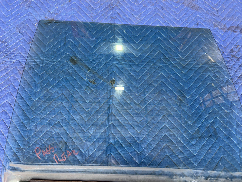 1989-1995 Volvo 740 940 Sedan Rear Passenger Right Door Window Glass OEM #3855EM
