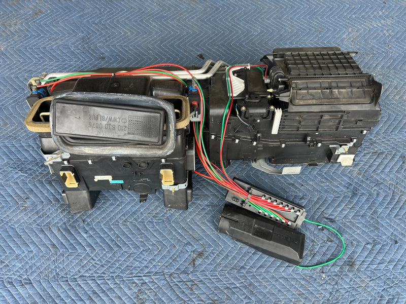 1998-2003 Mercedes W210 E320 HVAC Climate Heater Core Blower Box OEM #4726EM