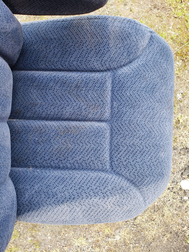 1988-1998 Chevy GMC GM 1500 C/K Blue Passenger RH Front Bucket Seat OEM #1201CN