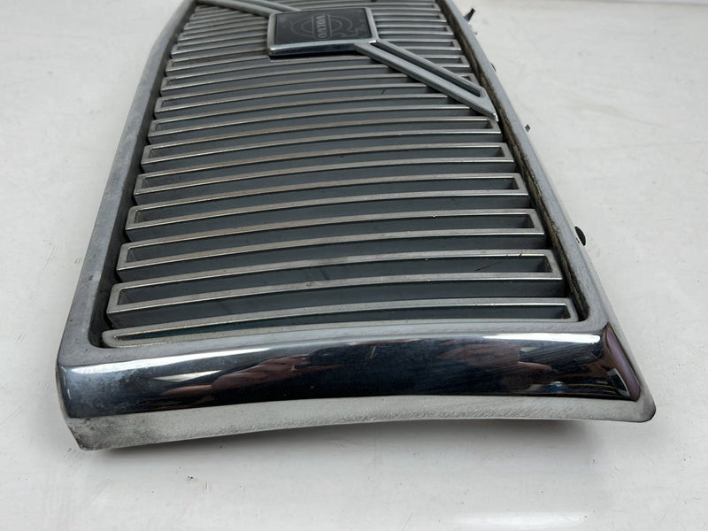 1990-1992 Volvo 740 745 940 Front Chrome Grille Assembly 1358486 OEM #5914EM