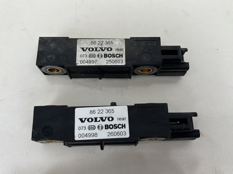 2004-2007 Volvo S60R V70R Bosch Crash Impact Sensor Set 9452777 OEM #5779EM