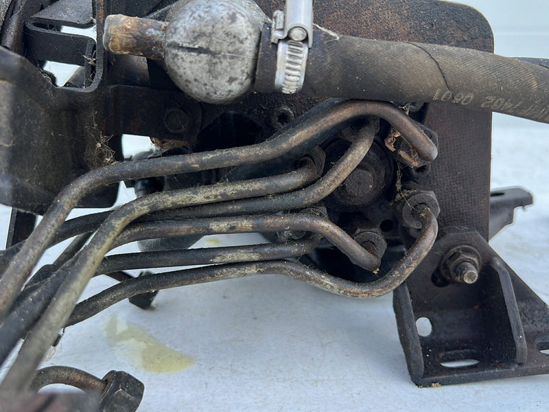 1975-1980 Volvo 244 D24 Diesel Bosch Fuel Injection Pump w/ Linkage OEM #5430EM
