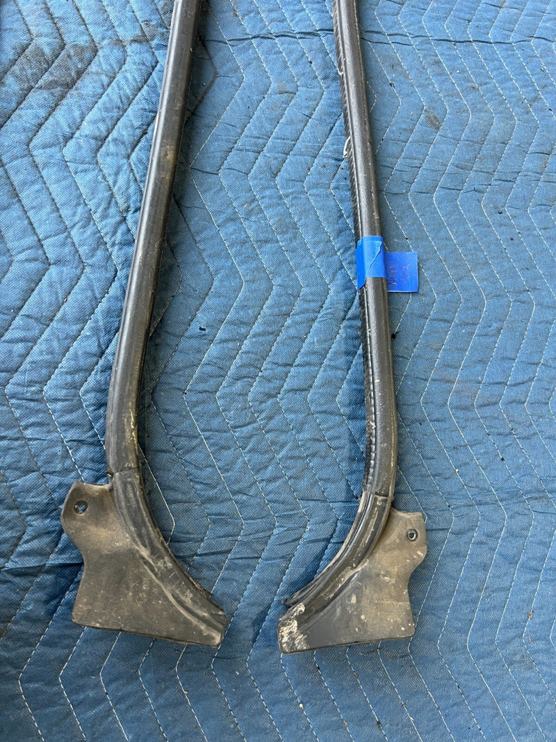 1999-2007 Chevrolet Silverado Rear Door Weather Seal Gasket Pair OEM #6503EM
