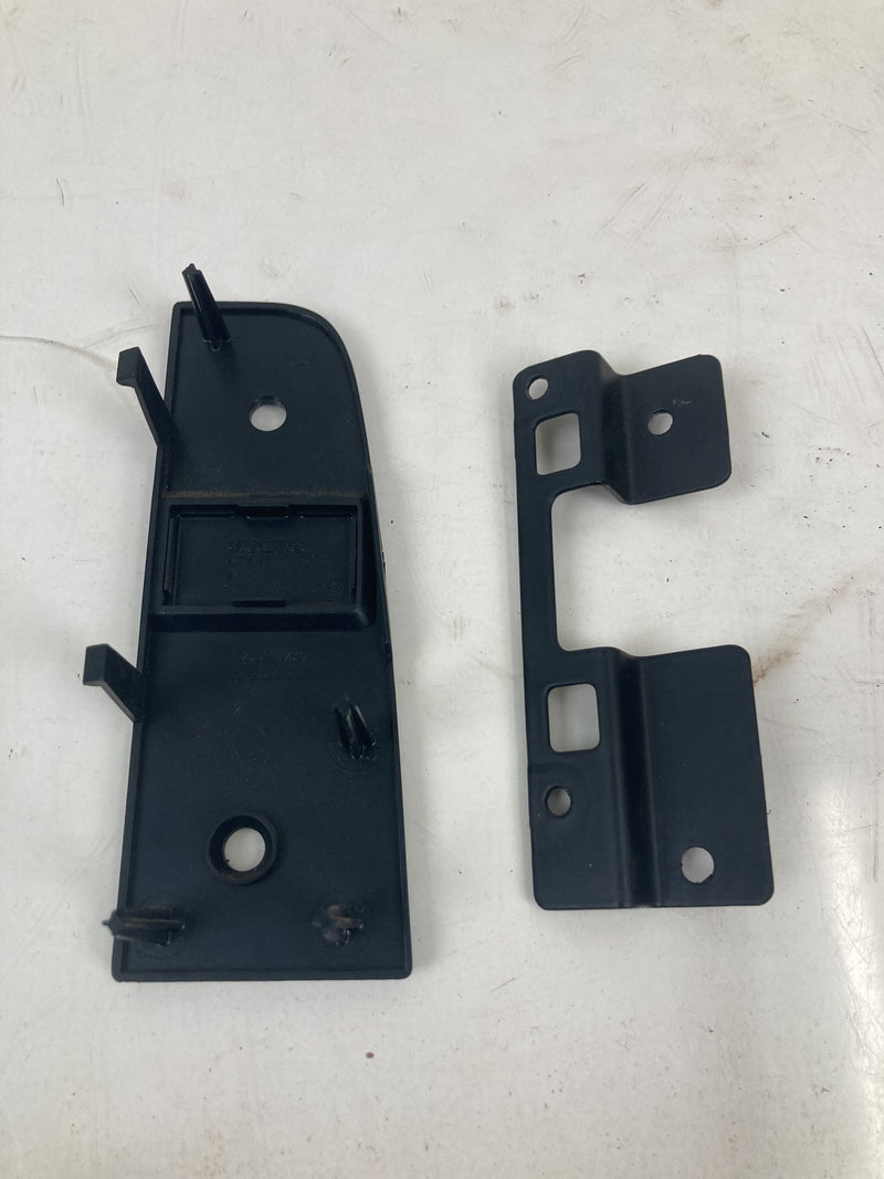 1981-1985 Volvo 240 245 Headlight Switch Bezel 1308859 OEM