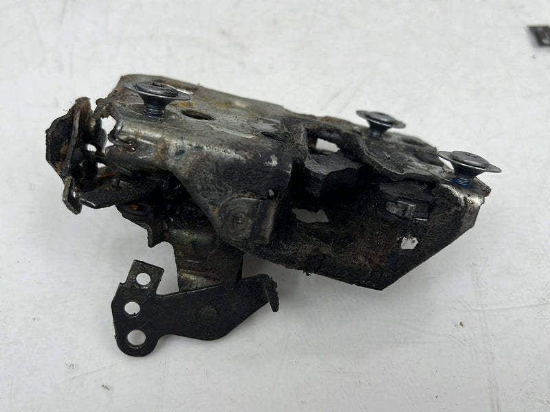 1995-1998 Chevrolet GMC C/K Passenger Right Door Lock Latch Actuator OEM