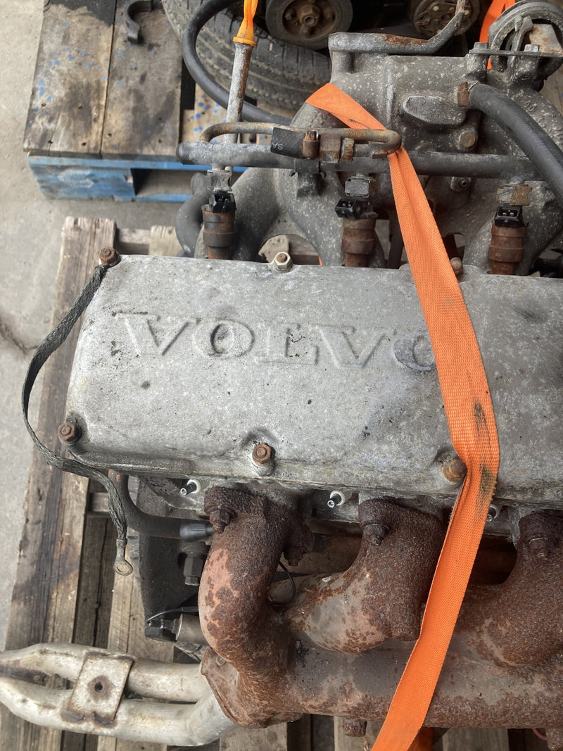 1981-1985 Volvo 240 245 4 Cyl B21F Engine Assembly 1000160 OEM