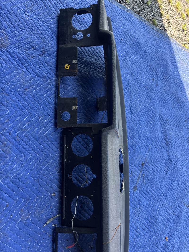 1967-1974 Volvo 140 142 Dash Pad Dashboard Trim Black OEM #5080EM
